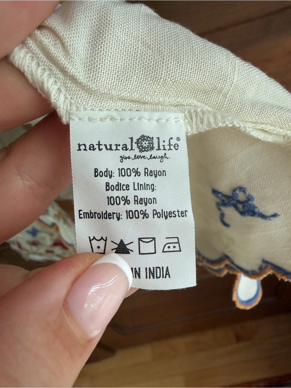 Natural Life Estelle Embroidered Tank - Picture 4 of 5